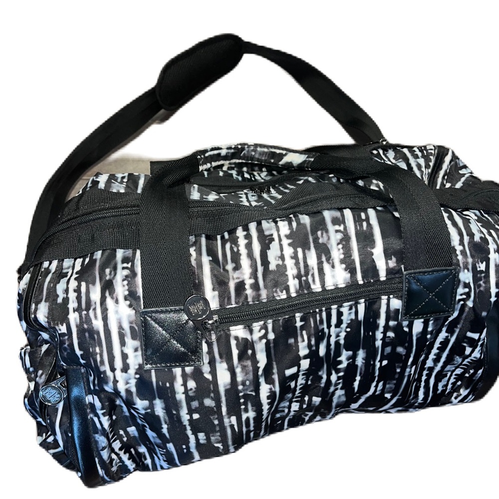 Kyodan duffle or gym bag